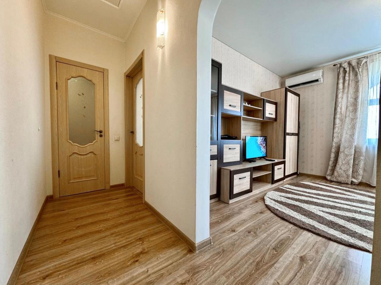 Apartpoltava Новий Будинок, В Самому Центрі 2-Окремі Кімнати, Панорамний Балкон Zewnętrze zdjęcie